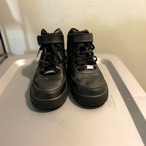 Black high top Nike Air Force 1
